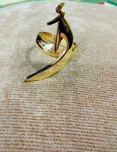 Load image into Gallery viewer, Ring - letter