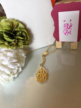 Load image into Gallery viewer, Keychain- Doaa Name Custom simple oval