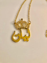Load image into Gallery viewer, Name Necklace - Crown w/black crystal