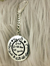 Load image into Gallery viewer, Keychain - Sentence circle Custom