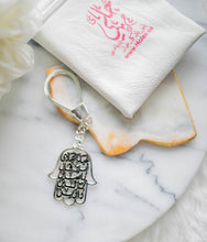 Load image into Gallery viewer, Keychain - 5 Names Custom Palm