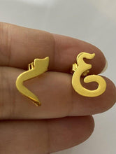 Load image into Gallery viewer, Custom Earring - single letter