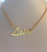 Load image into Gallery viewer, Name Necklace - Shiny cursive