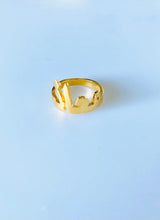 Load image into Gallery viewer, Ring - single name connected