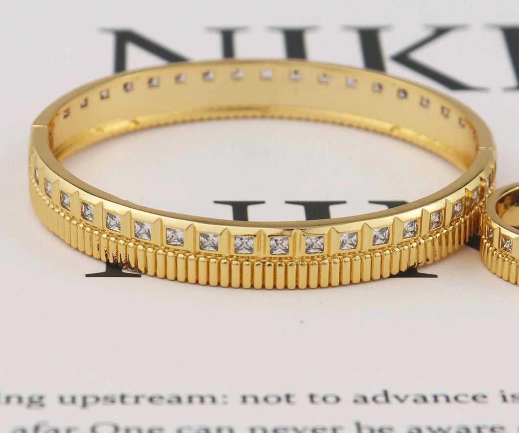 Bracelet - Gold bracelet zigzag zircon