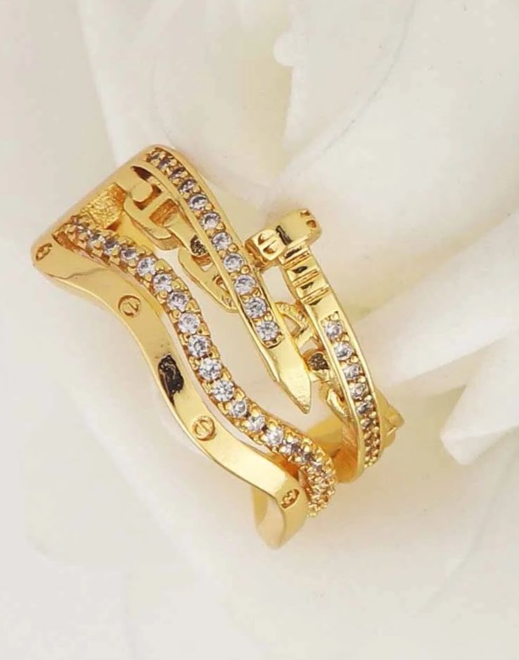 Ring - Gold ring zircon nail