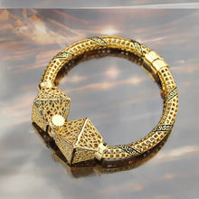 Load image into Gallery viewer, Bracelet - Gold bangle twisted with diamond shape gold
