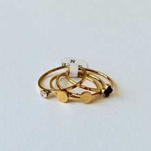 Load image into Gallery viewer, Ring size 6/7/8/9 - Gold-plated 4 thin different rings
