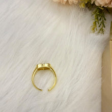 Load image into Gallery viewer, Ring - Gold free size zircon heart shape
