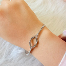 Load image into Gallery viewer, Bracelet - Stainless steel silver simple chain
