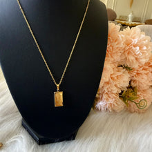 Load image into Gallery viewer, Necklace - Stainless steel gold bar
