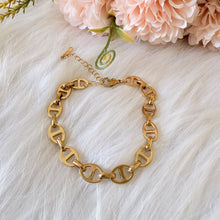 Load image into Gallery viewer, Bracelet - Stainless steel gold luxury chain bracelet
