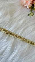 Load image into Gallery viewer, Bracelet - Gold simple chain bracelet with stones
