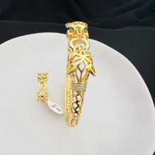 Load image into Gallery viewer, Sets - 2 pieces bracelet and ring size 7/8 two head zircon stones
