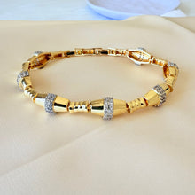 Load image into Gallery viewer, Bracelet - Gold-plated bracelet simple new design
