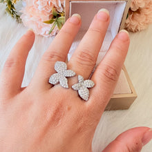 Load image into Gallery viewer, Ring - Silver free size zircon flower
