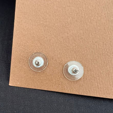 Load image into Gallery viewer, Earring - Simple zircon leaves shape
