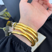 Load image into Gallery viewer, Necklace - Gold twisted snake
