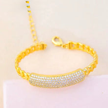 Load image into Gallery viewer, Bracelet - Small size Gold wide chain zircon new shape
