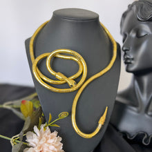 Load image into Gallery viewer, Necklace - Gold twisted snake
