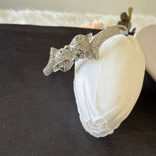 Load image into Gallery viewer, Bracelet - Silver zircon two cat head green eye
