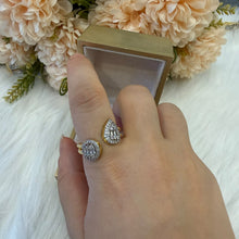 Load image into Gallery viewer, Ring - Gold free size zircon twisted big shapes

