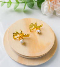Load image into Gallery viewer, Earring - salam + pearl
