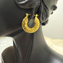 Load image into Gallery viewer, Stainless steel- Earrings gold wide hoop
