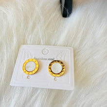 Load image into Gallery viewer, Stainless steel- Earring gold circle around white one
