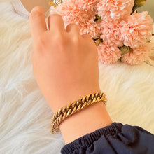 Load image into Gallery viewer, Stainless steel - Bracelet simple connected chain

