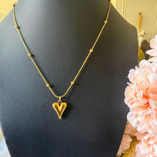 Load image into Gallery viewer, Necklace - Stainless steel gold simple heart
