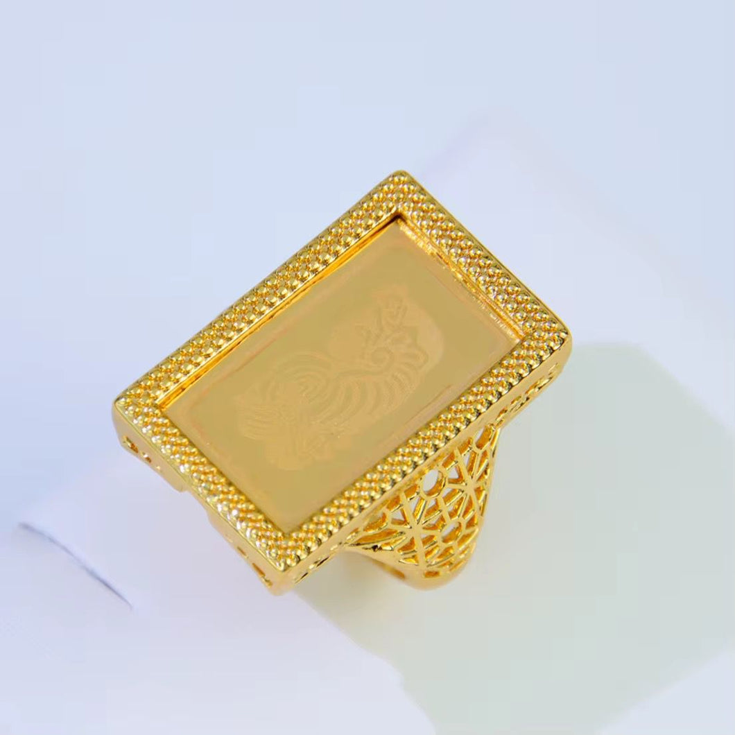 Ring - Gold free size big ring queen one