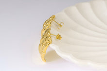 Load image into Gallery viewer, Earrings - Stainless steel gold trend shape
