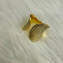 Load image into Gallery viewer, Ring - Gold free size zircon ring twisted
