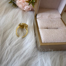 Load image into Gallery viewer, Ring - Gold free size zircon flower oval shape
