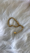 Load image into Gallery viewer, Bracelet - Stainless steel gold chain
