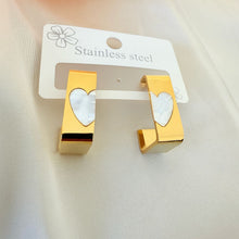 Load image into Gallery viewer, Stainless steel- Earrings half white heart
