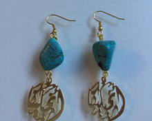 Load image into Gallery viewer, Custom earring - connected name + turquoise
