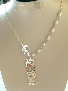 Name Necklace - Leaf pearl
