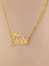 Load image into Gallery viewer, Name Necklace - Mini crown
