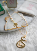 Load image into Gallery viewer, Name Necklace - letter Leaf
