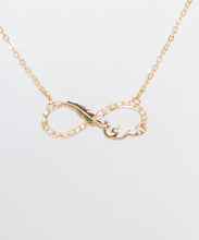 Load image into Gallery viewer, Name Necklace - infinity Zircon
