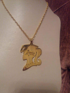 Graduation - girl picture + name necklace