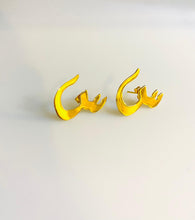 Load image into Gallery viewer, Custom Earring - single letter
