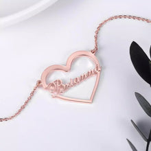 Load image into Gallery viewer, Name Necklace -  A big heart in the middle of it is a name
