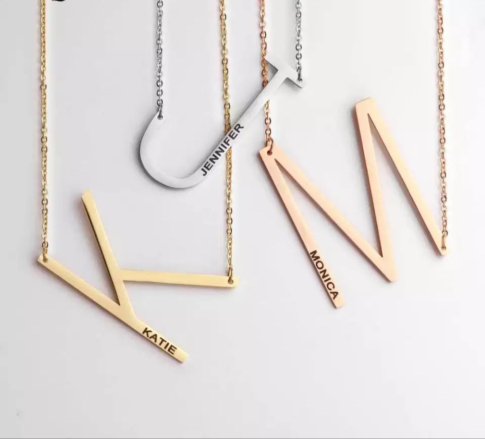 Name Necklace - Thin letter and name