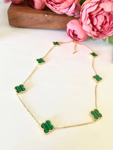 Stainless Steel- 7 flowers color green Necklace