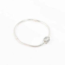 Load image into Gallery viewer, Bracelet charm - silver zircon
