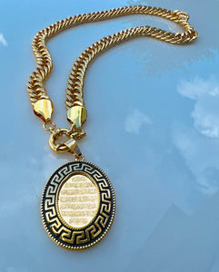 Necklace - chain with black Oval + ayat elkorsy